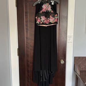 Sherri Hill 51059 Prom Dress - Size 4